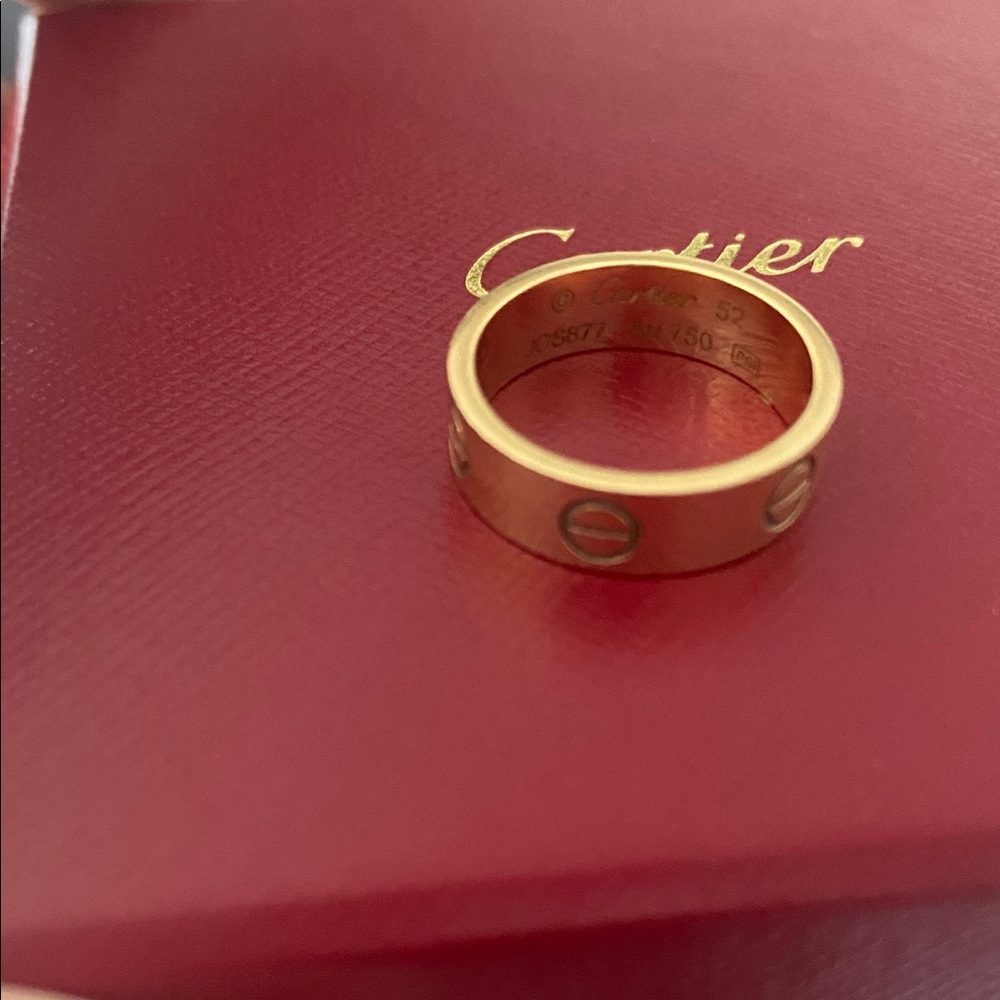SOLD 🚫 Cartier Love Ring - Picture 3 of 9